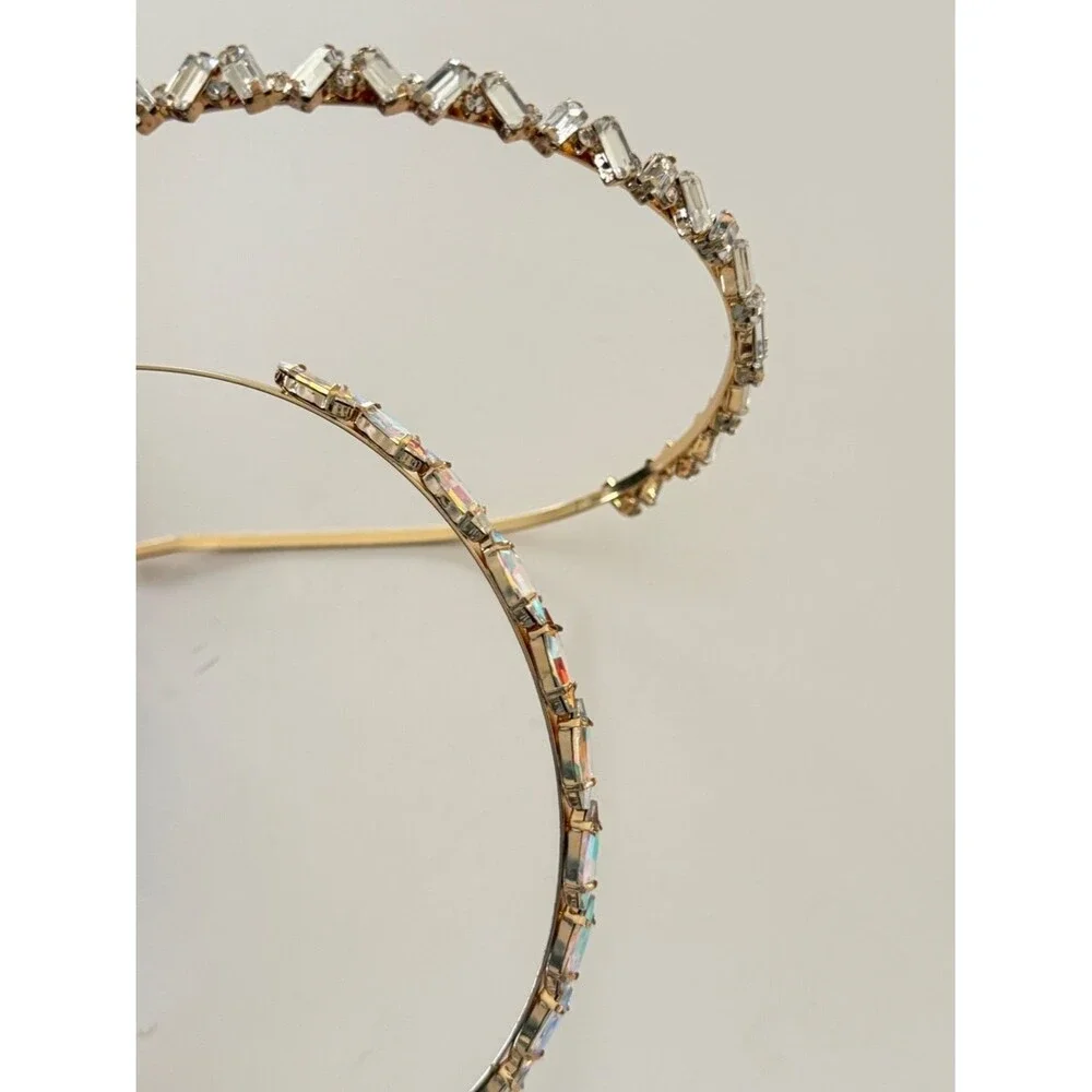 I.N.C. International Concepts set. Features 2-Pc. Gold-Tone Crystal Headband